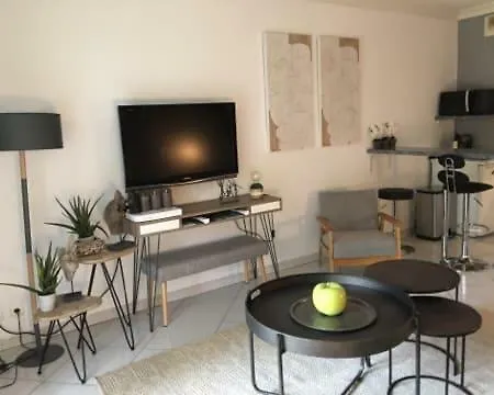 דירה Studio Centre Ville